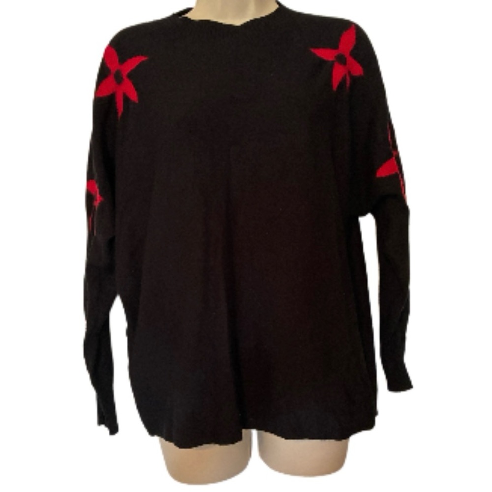 Black and Red Women's Crew Neck Sweater